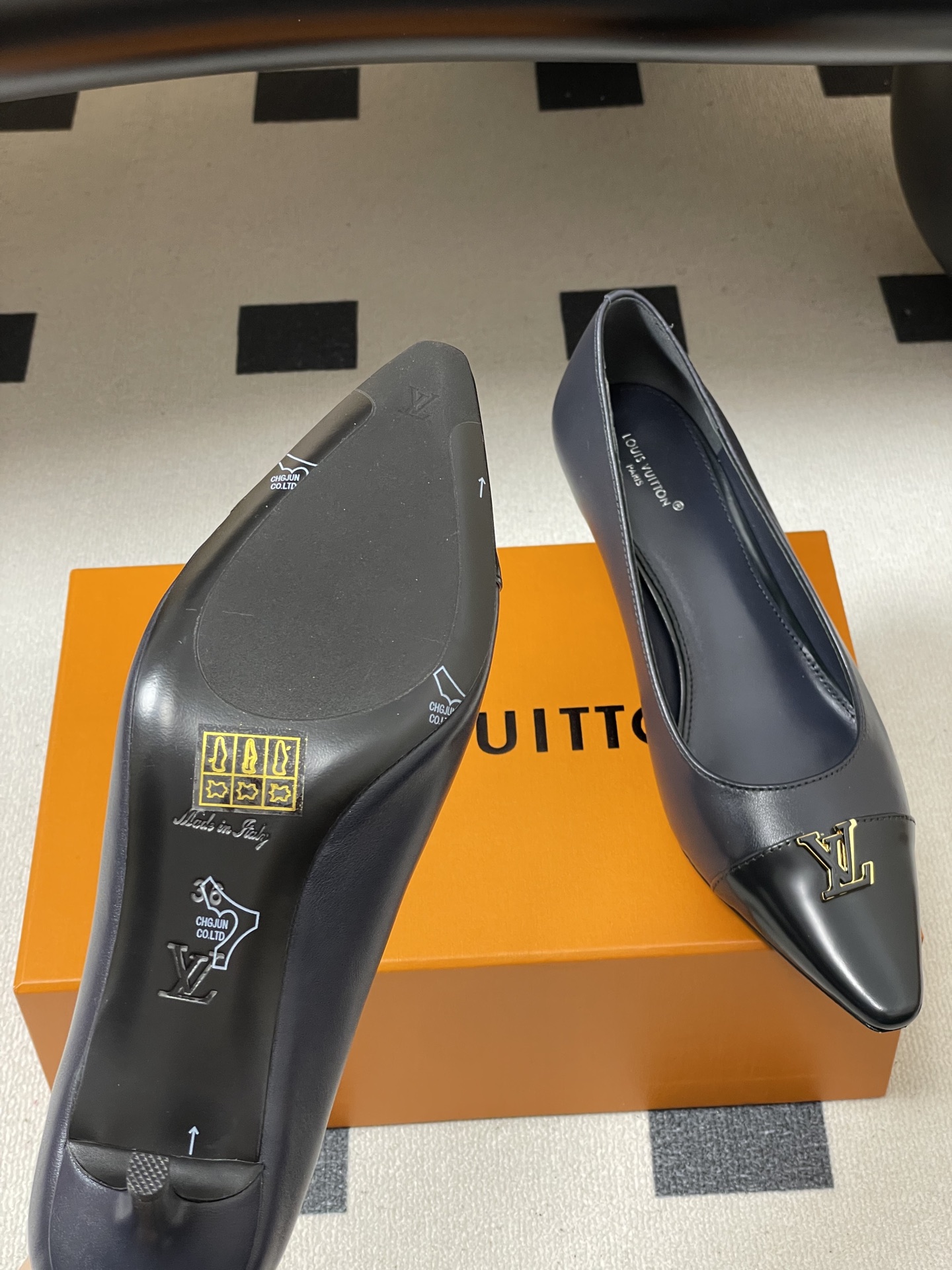 Women's high heels